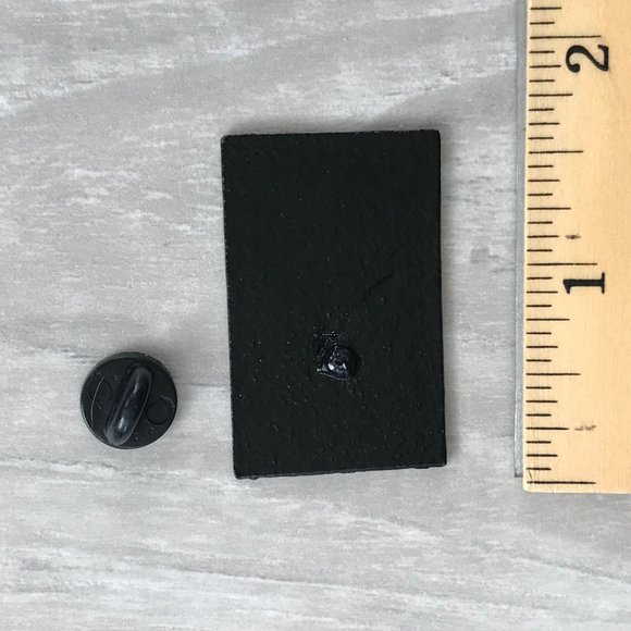 Peace Sign Black & White Collectible Enamel Pin NEW! 885x1 - Picture 5 of 5